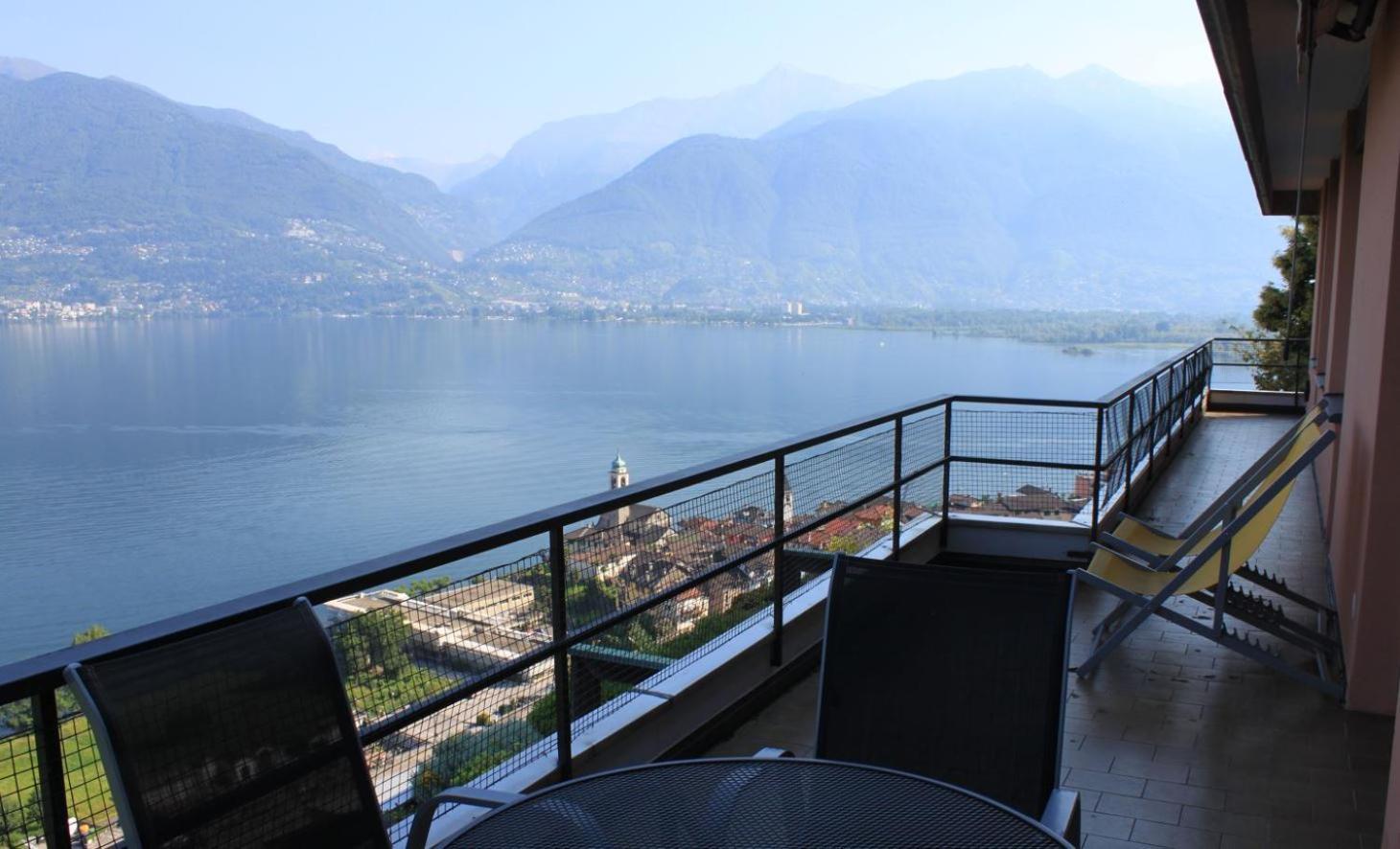 Bellavista Swiss Quality Hotel Gambarogno エクステリア 写真